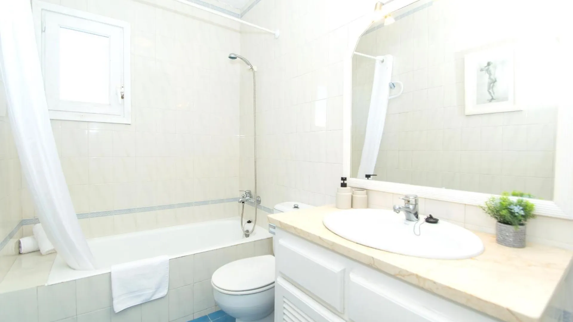 קאלה גלדנה Villa Can Che By Sonne Villas ספרד