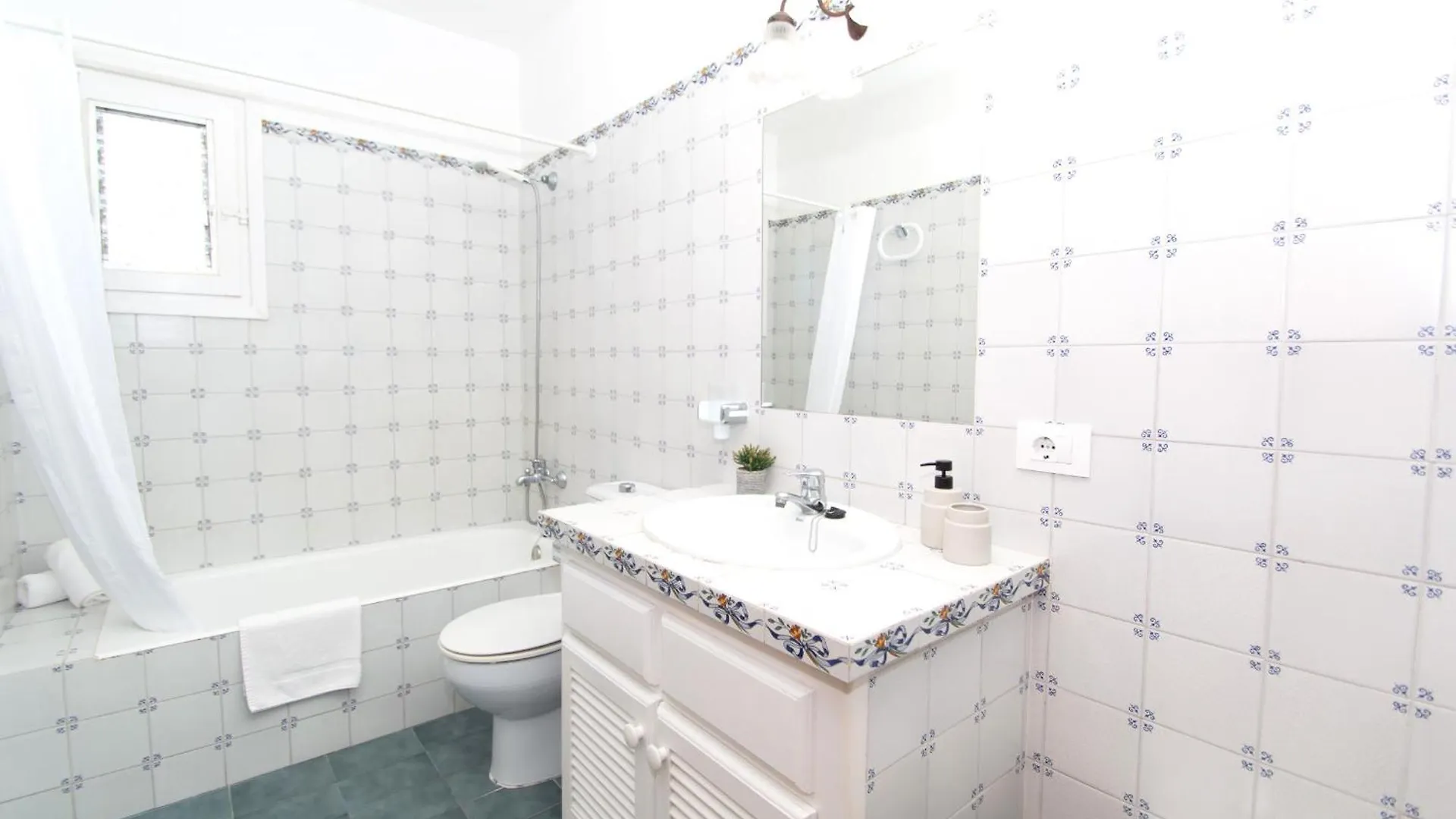 קאלה גלדנה Villa Can Che By Sonne Villas 0*, קאלה גלדנה ספרד
