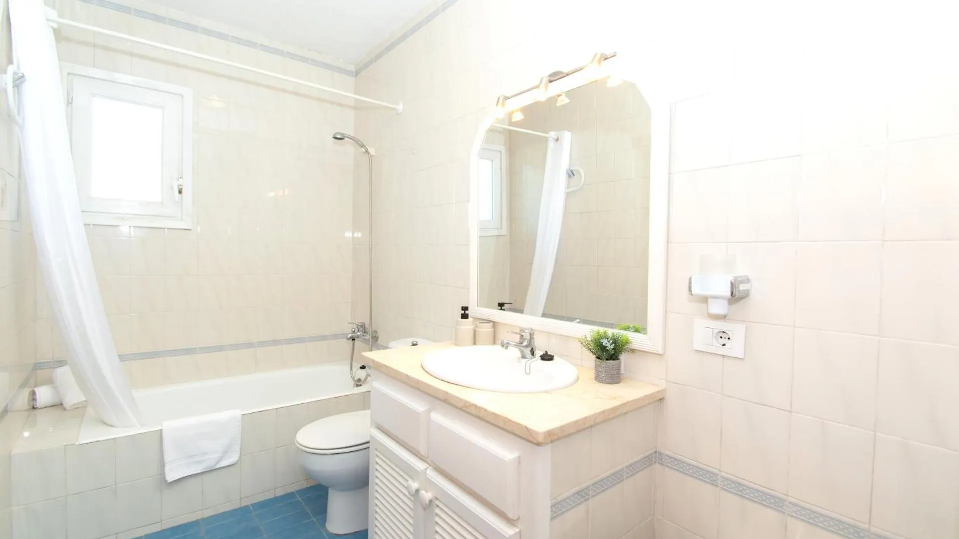 קאלה גלדנה Villa Can Che By Sonne Villas